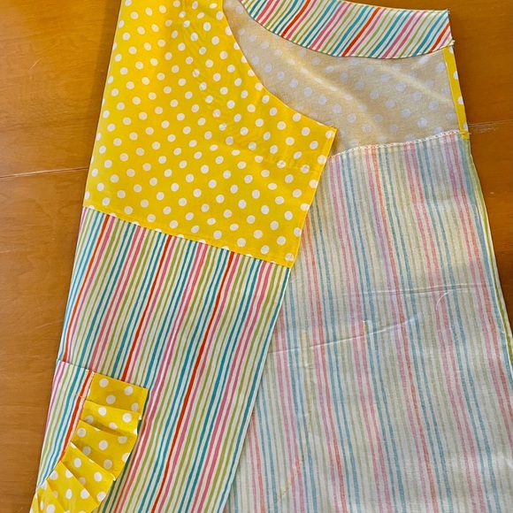 Apron - Picture 3 of 4